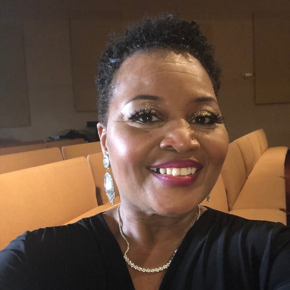 Meet the Posher Other - Meet your Posher, Terri